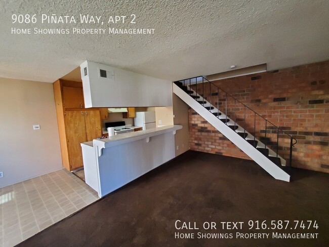 9086 Piata Way in Sacramento, CA - Foto de edificio - Building Photo