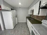 7700 Creekbend Dr photo'