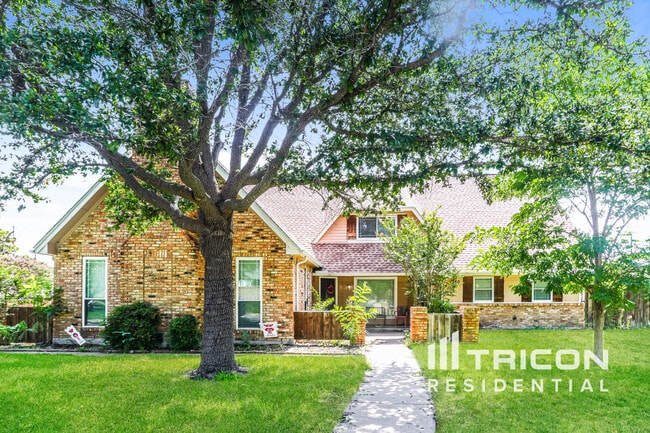 property at 1380 Green Hills Ct