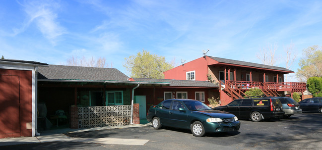 4520 Lakeside Dr in Reno, NV - Foto de edificio - Building Photo