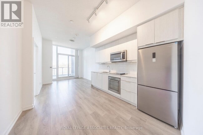 property at 36 Forest Manor Rd