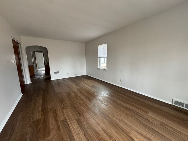 1713 Goff Ave, Unit 4 in Eau Claire, WI - Building Photo - Building Photo