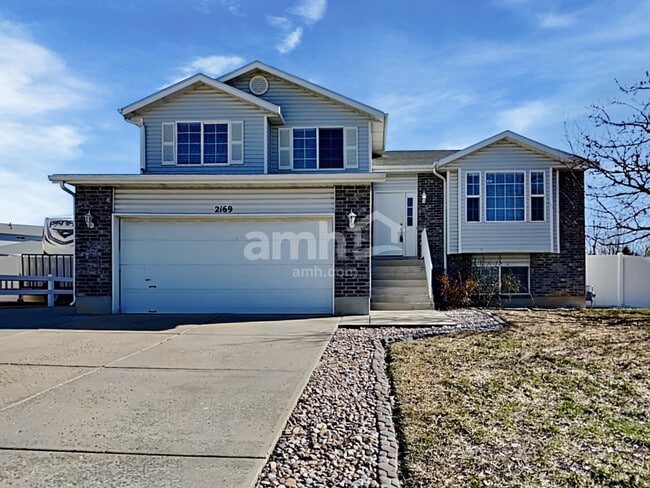 property at 2169 W 1520 N