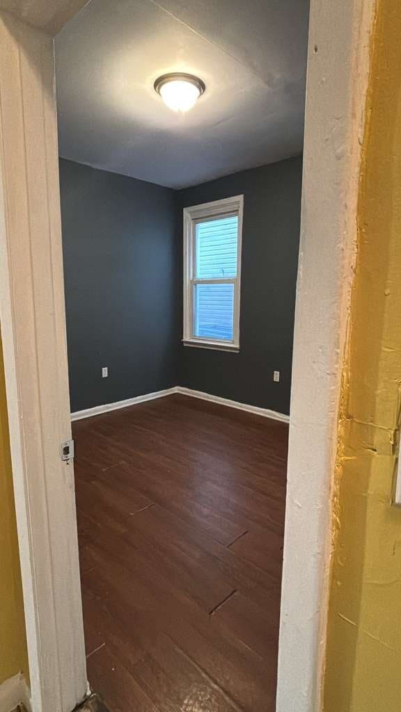 375 6th Ave W, Unit 1 in Newark, NJ - Building Photo - Building Photo