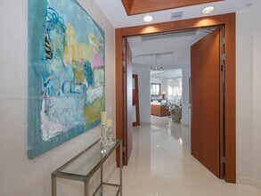 7141 Fisher Island Dr in Miami Beach, FL - Building Photo - Building Photo