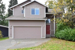 8006 Upper Ridge Rd in Everett, WA - Building Photo