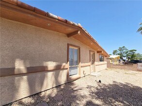 713 N 18th St in Las Vegas, NV - Building Photo - Building Photo