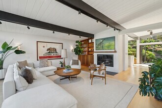 209 San Rafael Ave in Belvedere, CA - Building Photo - Building Photo