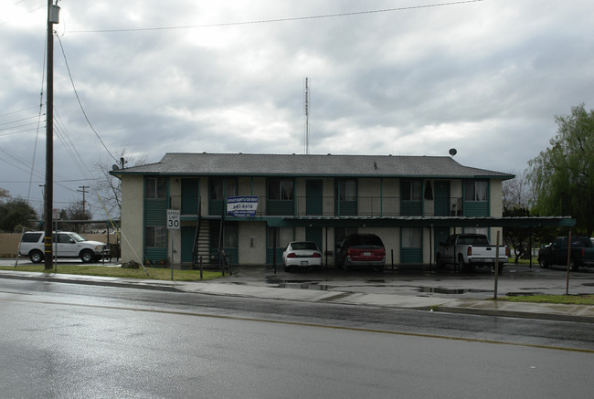 501 S B St in Madera, CA - Building Photo - Building Photo