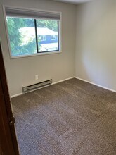 23624 99th Pl W, Unit Duplex A in Edmonds, WA - Foto de edificio - Building Photo