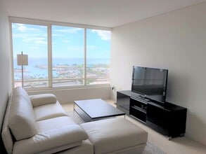 1009 Kapiolani Blvd in Honolulu, HI - Building Photo - Building Photo