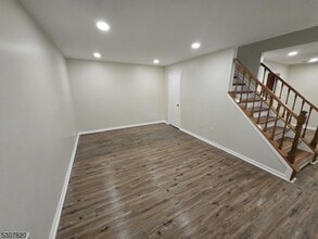 62 S Orange Ave in Newark, NJ - Building Photo - Building Photo