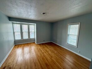 1428 Madison St NE in Minneapolis, MN - Building Photo - Building Photo