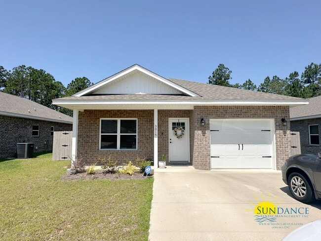 property at 3015 N 33rd Ave