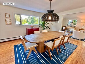 18 Quogo Neck Ln in Quogue, NY - Building Photo - Building Photo