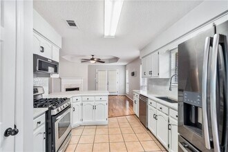 803 Louise Ave in Mobile, AL - Foto de edificio - Building Photo
