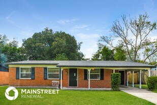 7450 Impala Ln in Jacksonville, FL - Building Photo