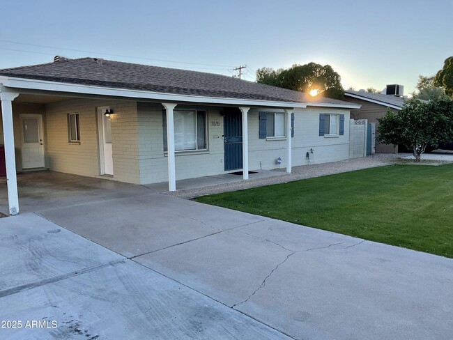 7615 E Pinchot Ave in Scottsdale, AZ - Building Photo - Building Photo