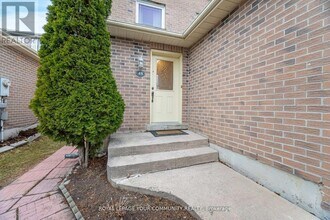 48 Bluesky Crescent in Richmond Hill, ON - Building Photo - Building Photo