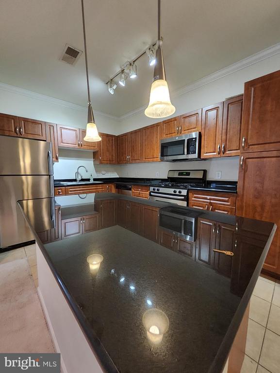 property at 12957 Centre Park Cir