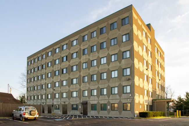 Pleasant Ridge in Mckees Rocks, PA - Building Photo - Building Photo