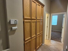 130 Jarvis Cir in Sacramento, CA - Building Photo - Building Photo