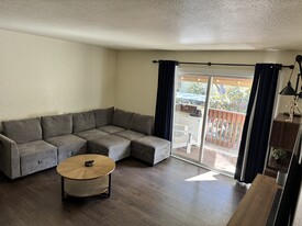 2881 Huntington Blvd Apartments