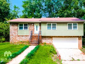 2528 Carmel Rd in Birmingham, AL - Building Photo