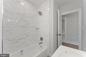 7703 Ridge Ave in Philadelphia, PA - Building Photo - Building Photo