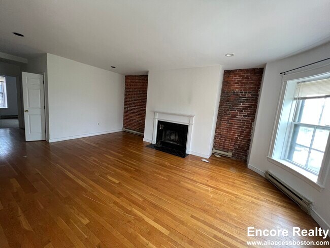 1746 Washington St, Unit #1746-3 in Boston, MA - Building Photo - Building Photo