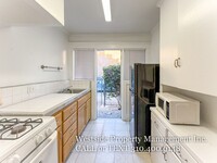 1520 Andalusia Ave in Los Angeles, CA - Building Photo - Building Photo