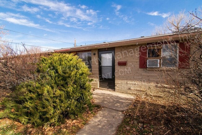 property at 4912 S Iowa Ave