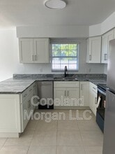 2700 Miriam St S in Gulfport, FL - Building Photo - Building Photo