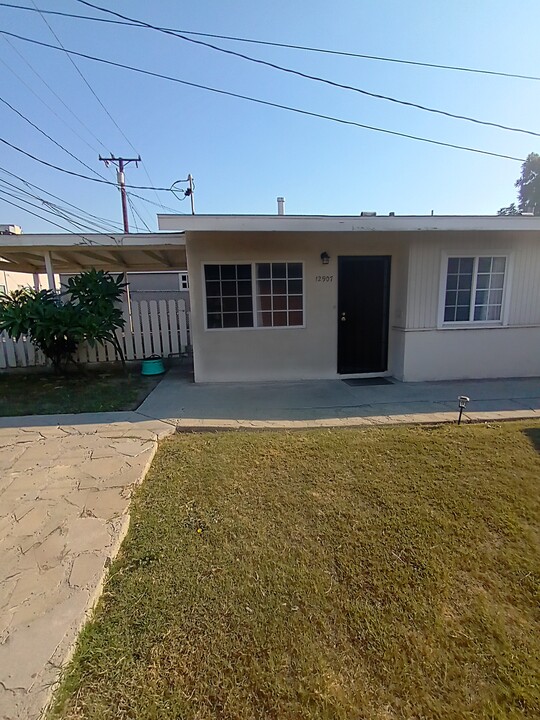 12907 Danbrook Dr, Unit 12907 in Whittier, CA - Foto de edificio