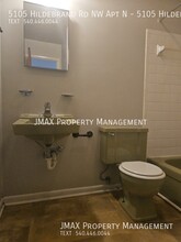 5105 Hildebrand Rd NW in Roanoke, VA - Foto de edificio - Building Photo
