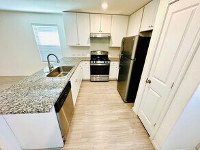 13023 Rosemary Cove in Saint Hedwig, TX - Building Photo - Building Photo