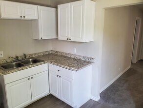 1216 E Mulkey St in Fort Worth, TX - Building Photo - Building Photo