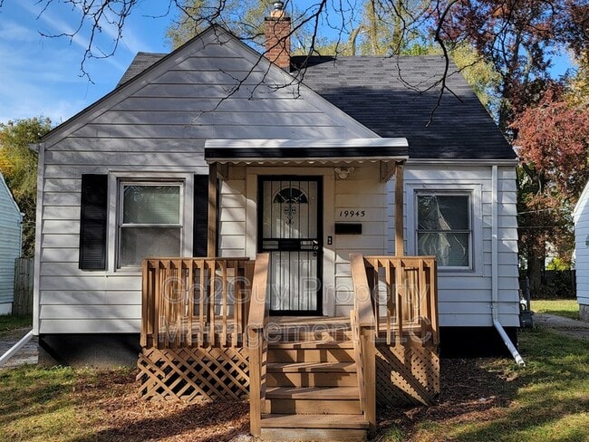 property at 19945 Greenview Ave