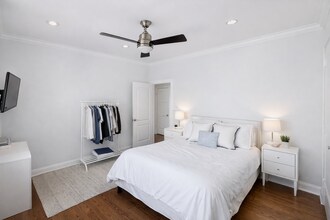 2467 N Clark St, Unit 3 in Chicago, IL - Building Photo - Building Photo