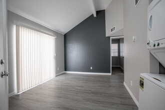 Metro Tucson * Newly Remodeled Units* in Tucson, AZ - Foto de edificio - Interior Photo