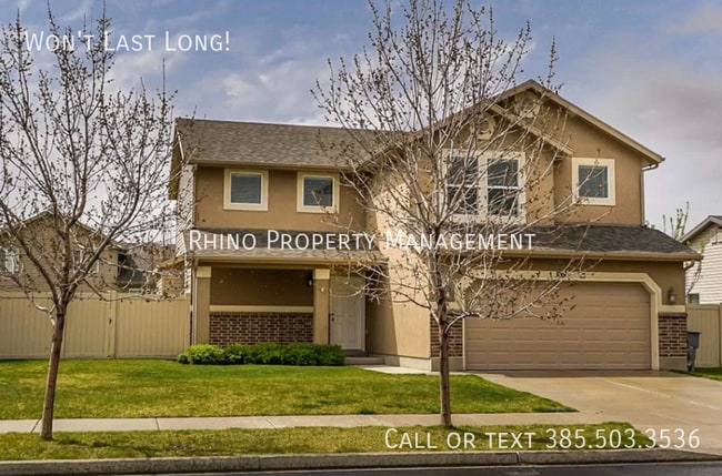 property at 1061 Fox Hollow Dr