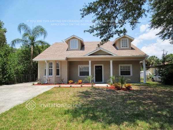 4413 W Wallcraft Ave in Tampa, FL - Building Photo