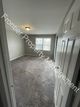 St Charles Townhomes in St. Charles, MO - Building Photo - Interior Photo