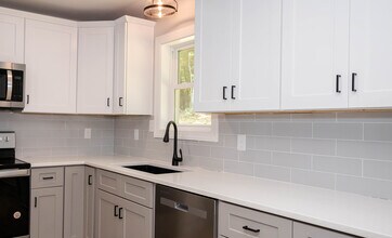 143 Reichard Dr in Madison Heights, VA - Building Photo - Building Photo