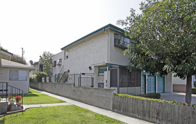 4435 Hamilton St in San Diego, CA - Building Photo - Building Photo