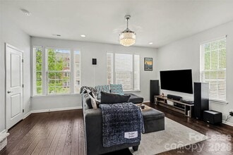 4011 Zilker Park Dr in Charlotte, NC - Building Photo - Building Photo