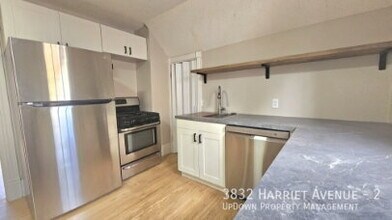 3832 Harriet Ave-Unit -2 in Minneapolis, MN - Building Photo - Building Photo