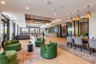 NOVEL Val Vista by Crescent Communities in Gilbert, AZ - Foto de edificio - Building Photo