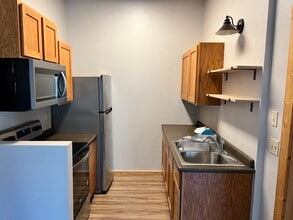 306 W Hwy 61 in Lutsen, MN - Building Photo - Building Photo