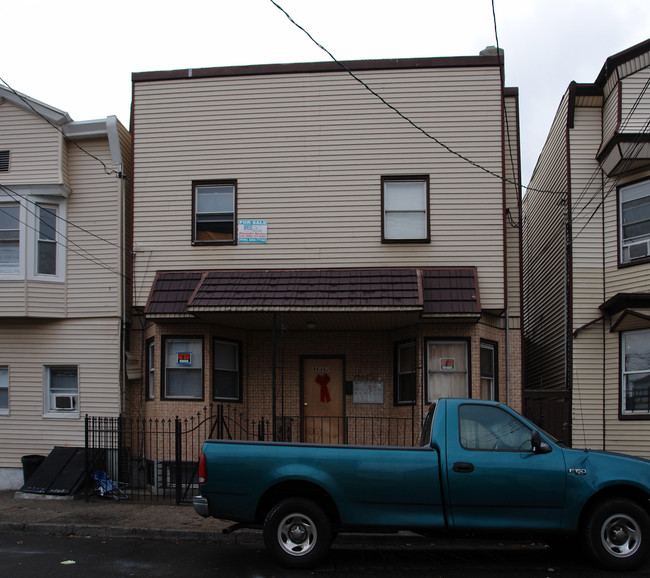 88 Highland Ave in Newark, NJ - Building Photo - Building Photo